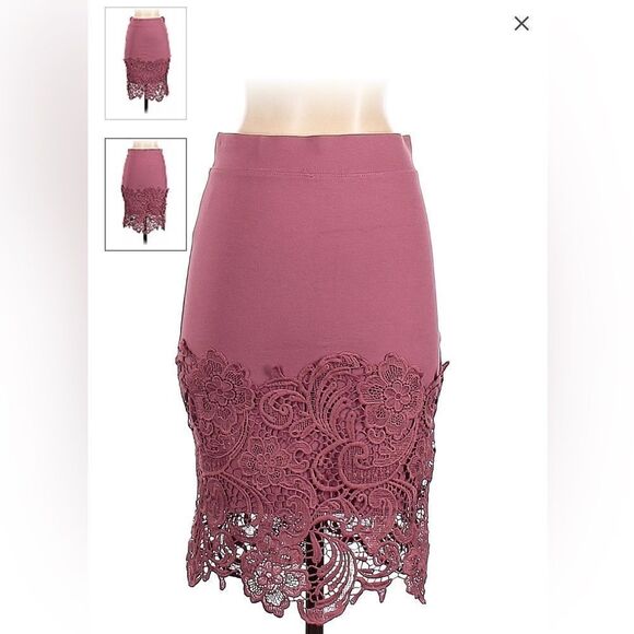 Haute Monde Dresses & Skirts - Haute Monde Skirt  